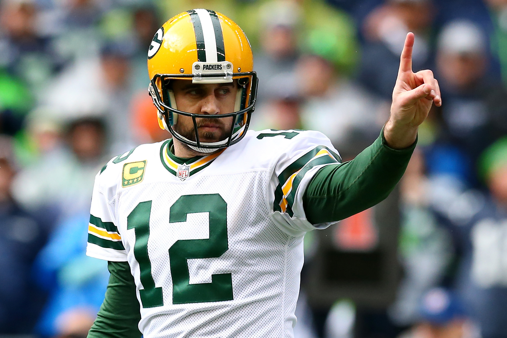 Aaron Rodgers Among Favorites to Win 2014 NFL MVP Award - Acme