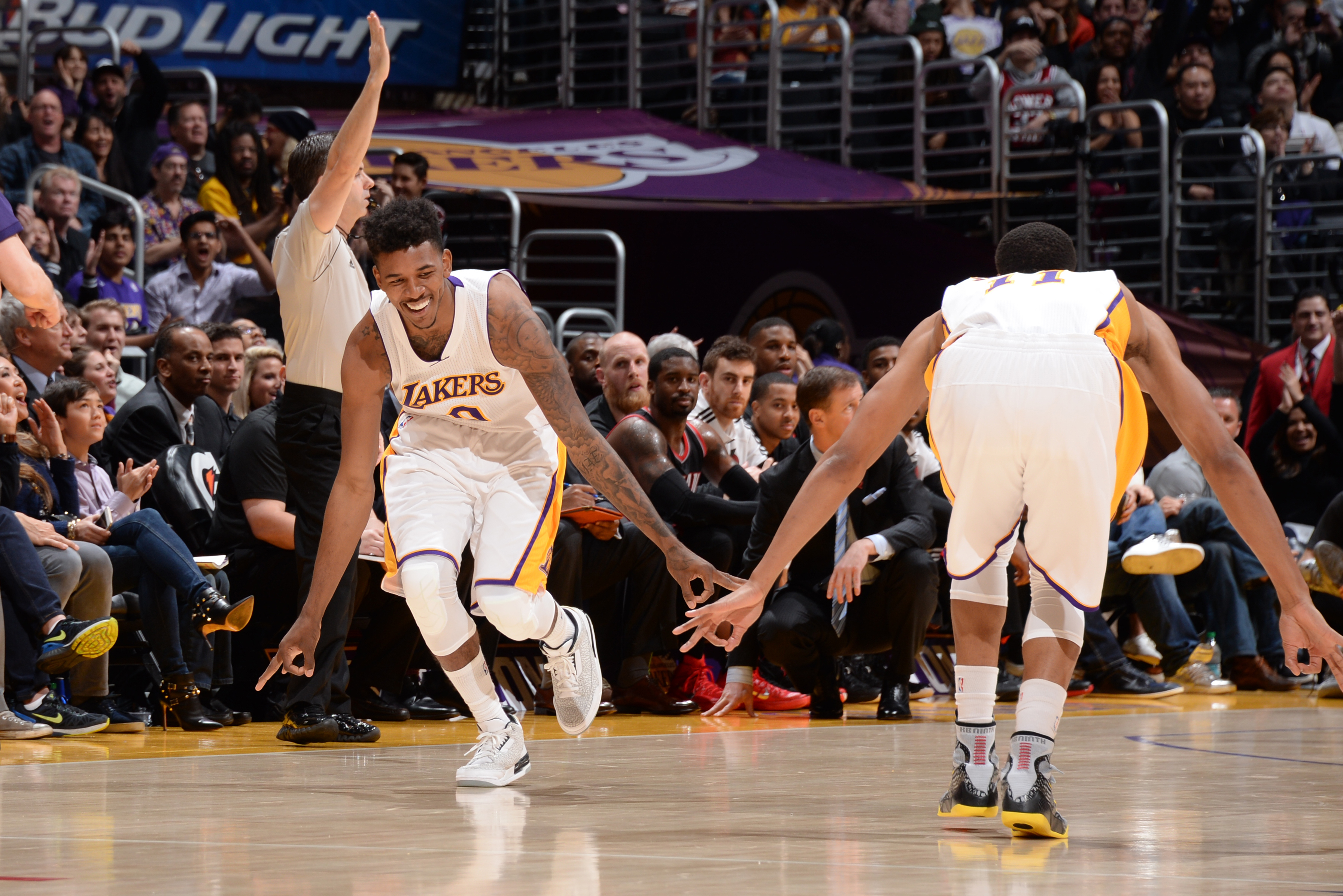 With Kobe Bryant out Indefinitely, Lakers Can Only Embrace the Swaggy P ...