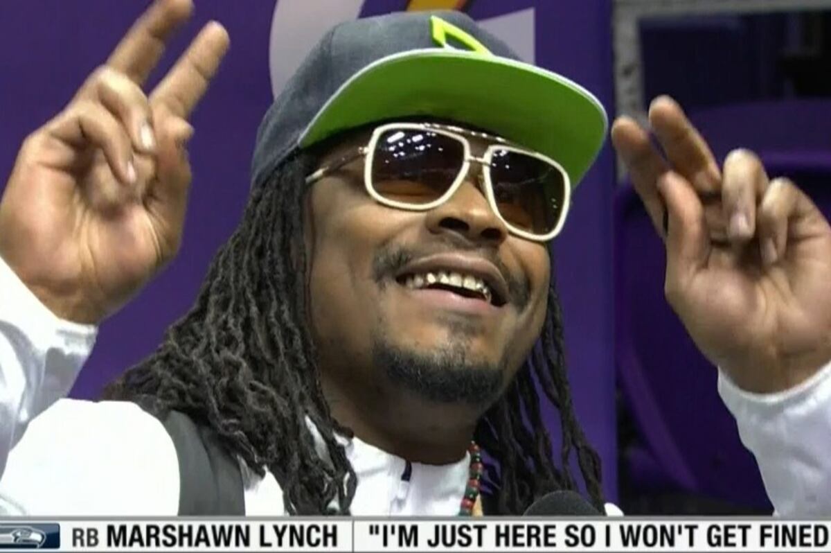 Marshawn Lynch at Super Bowl Media Day: 'I'm Here so I Won't Get Fined