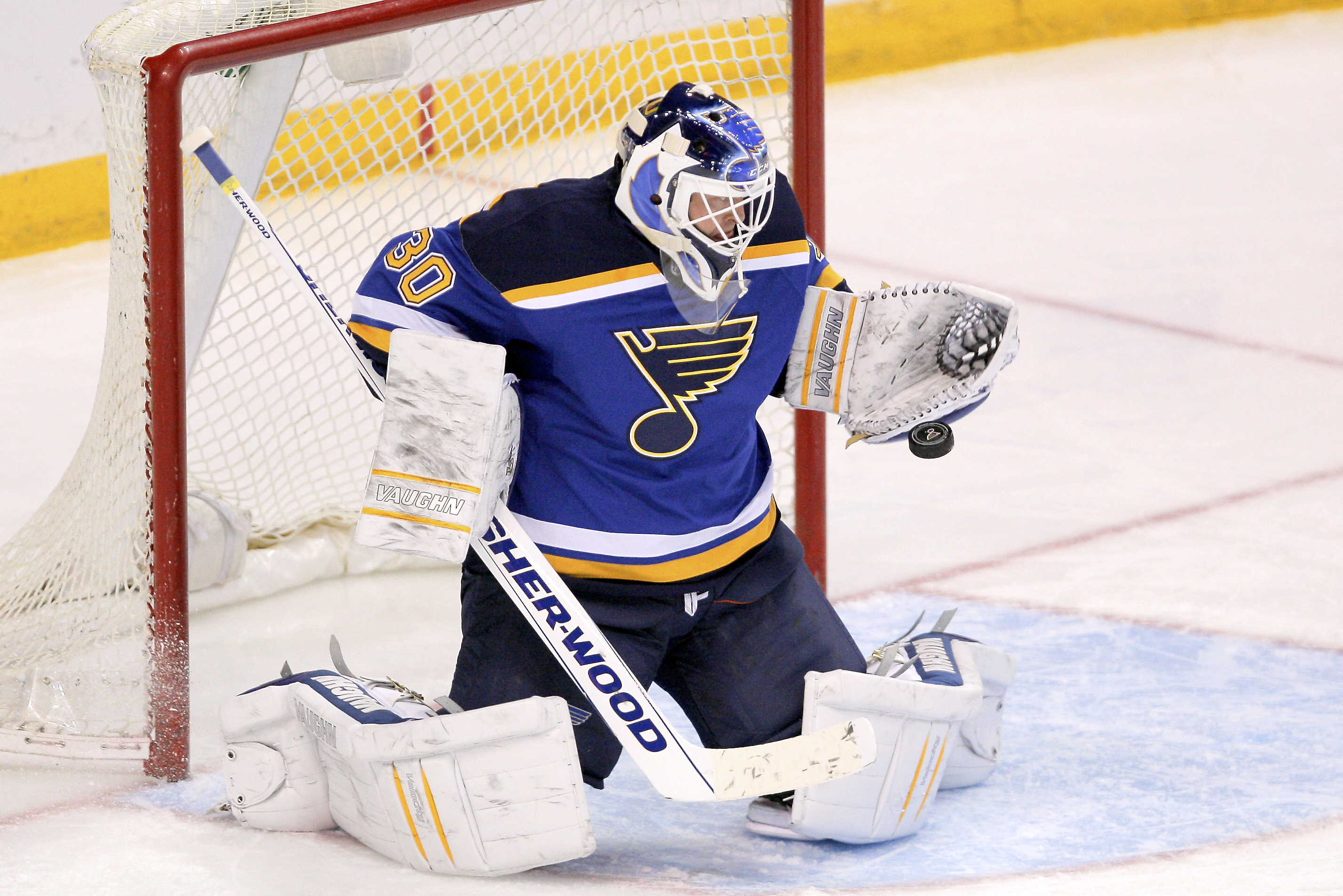 Martin Brodeur Is Set to Retire, but He Will Stay With Blues - The