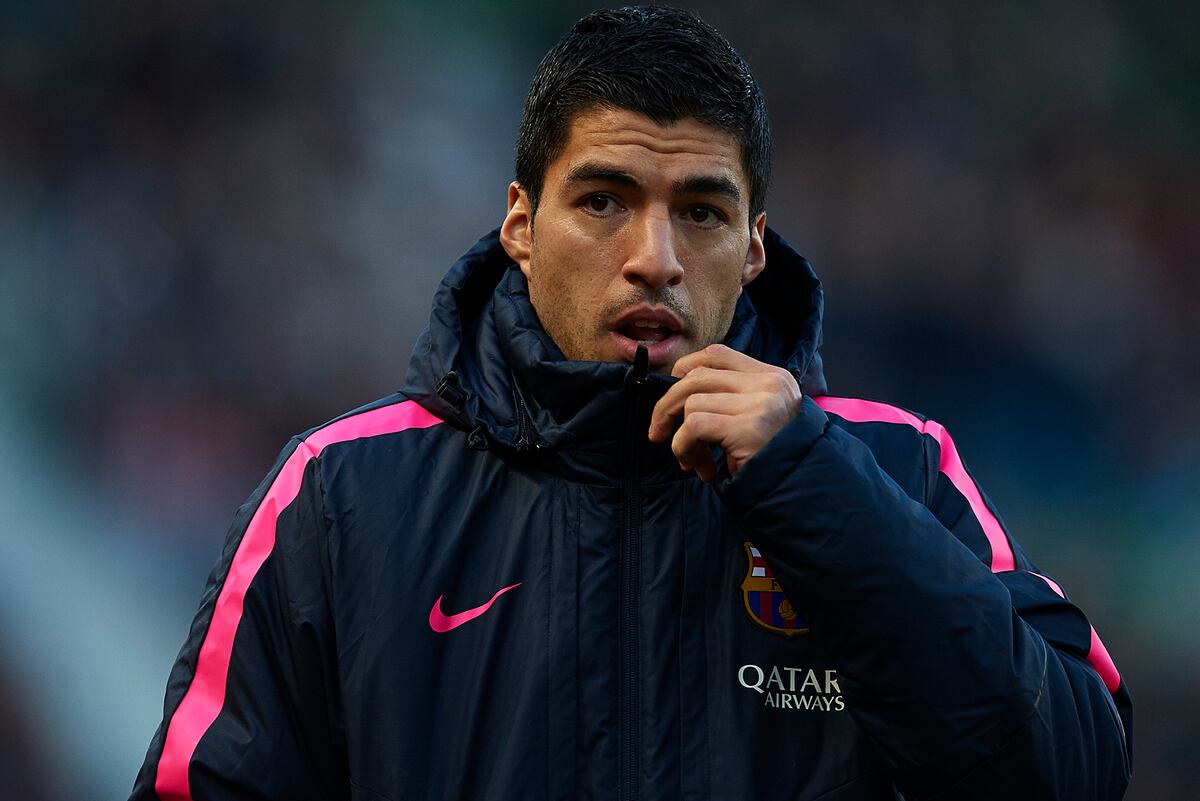 Luis Suarez to Arsenal Transfer Rumours Emerge, Latest News on