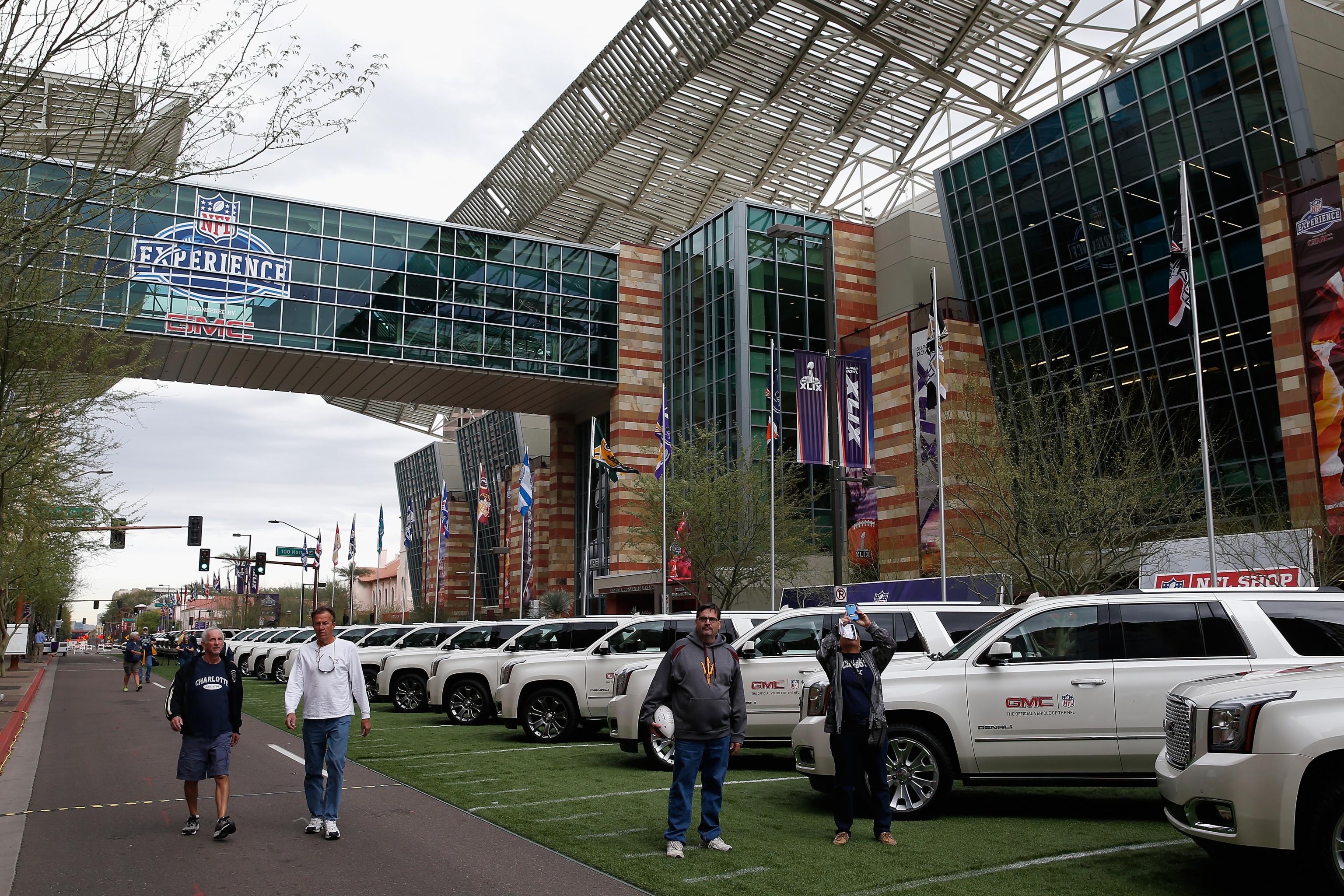 parking for super bowl experience