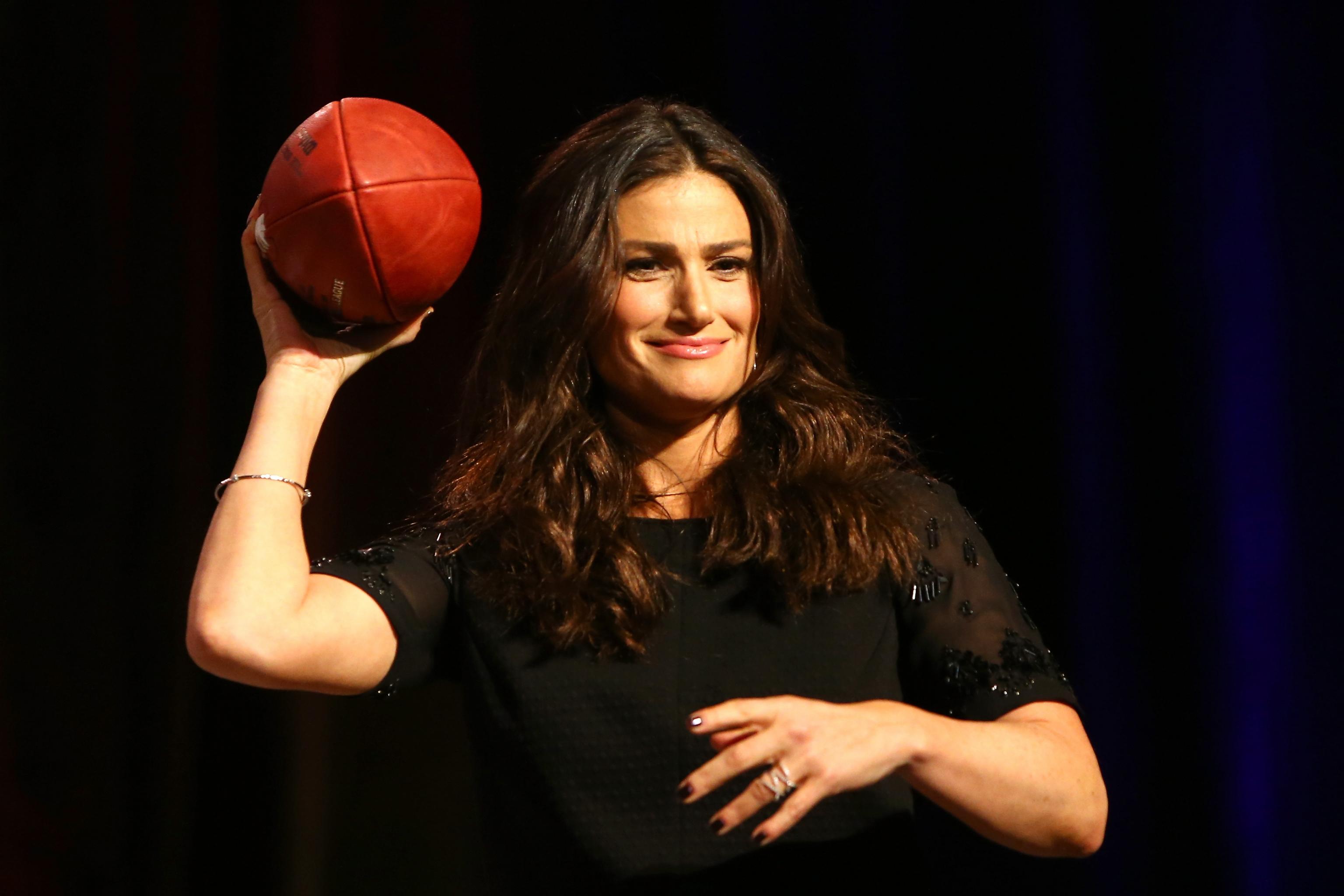 2015 Super Bowl prop bets: National Anthem over/under for Idina Menzel -  Niners Nation