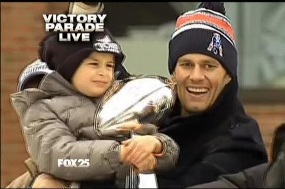Tom Brady Celebrates with Son During Patriots' Super Bowl Parade | Bleacher Report | Latest News ...