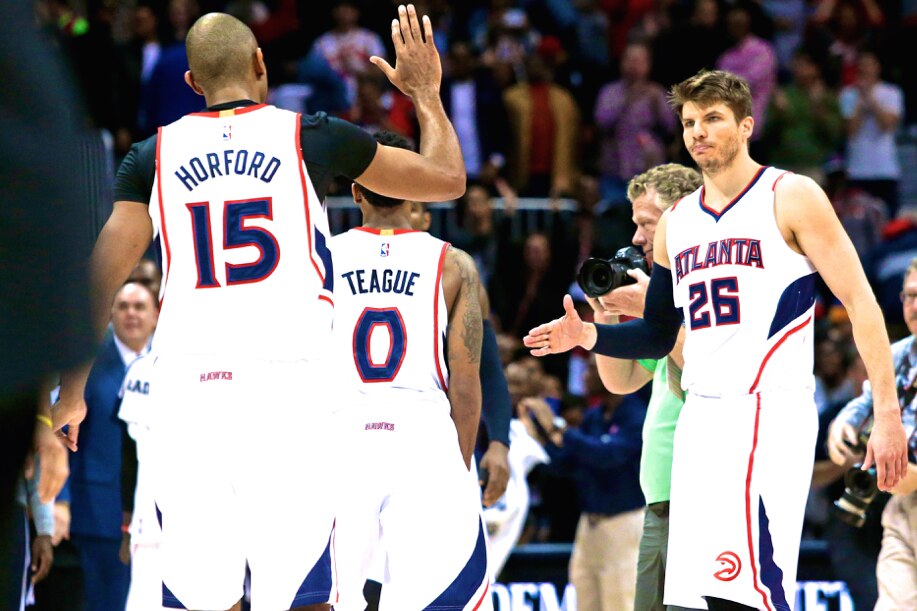 Atlanta Hawks Flex Bench Muscle In Statement Win Over Golden State