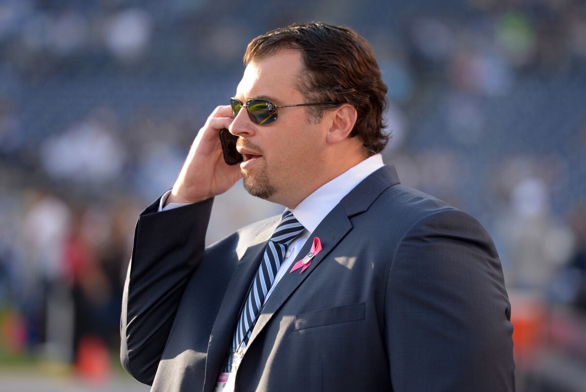 Analyzing Indianapolis Colts' Best Trade Options with 29th Pick in NFL