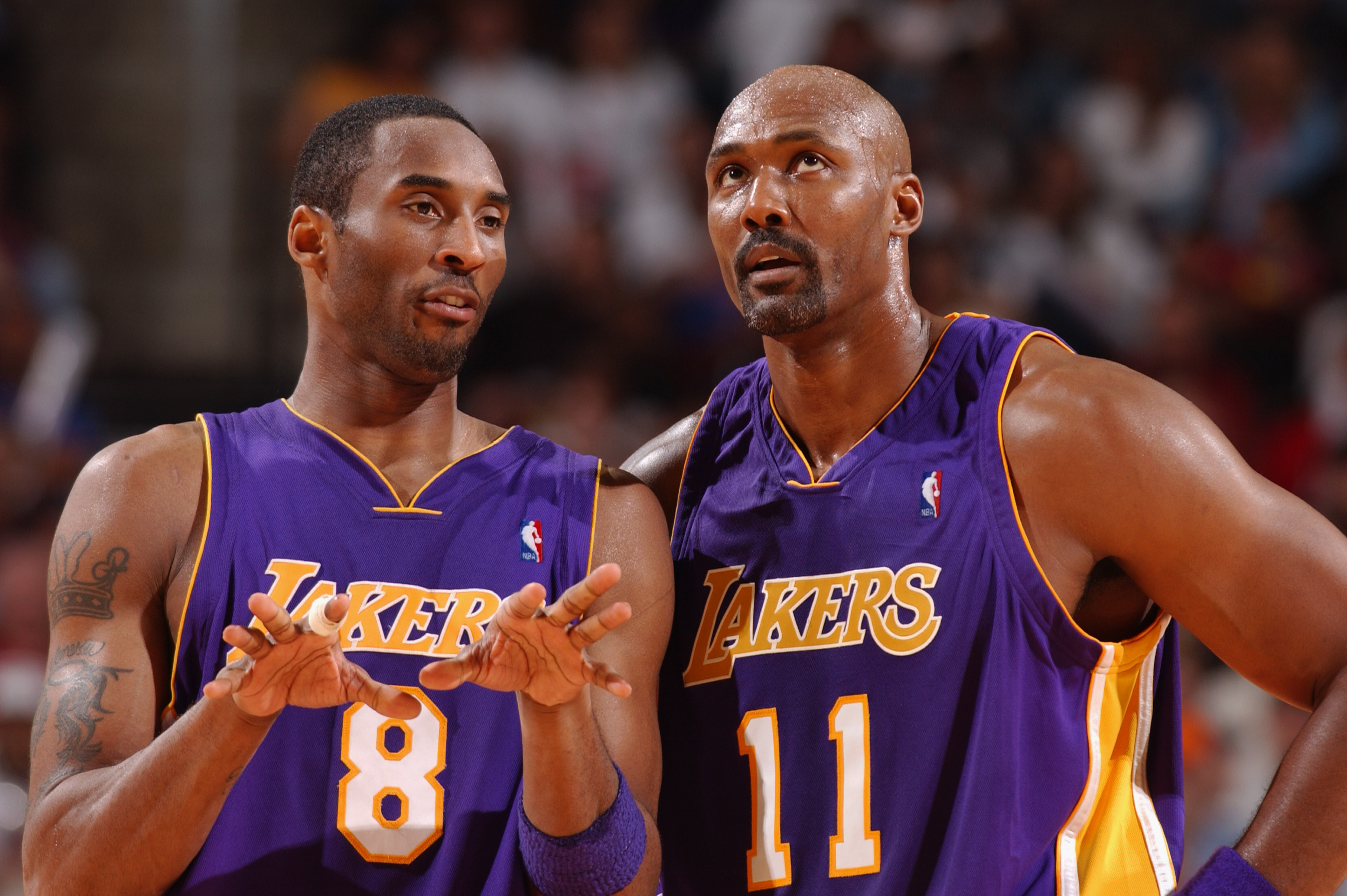 Karl Malone Gives Kobe Bryant Standing Offer to Fight Him ...