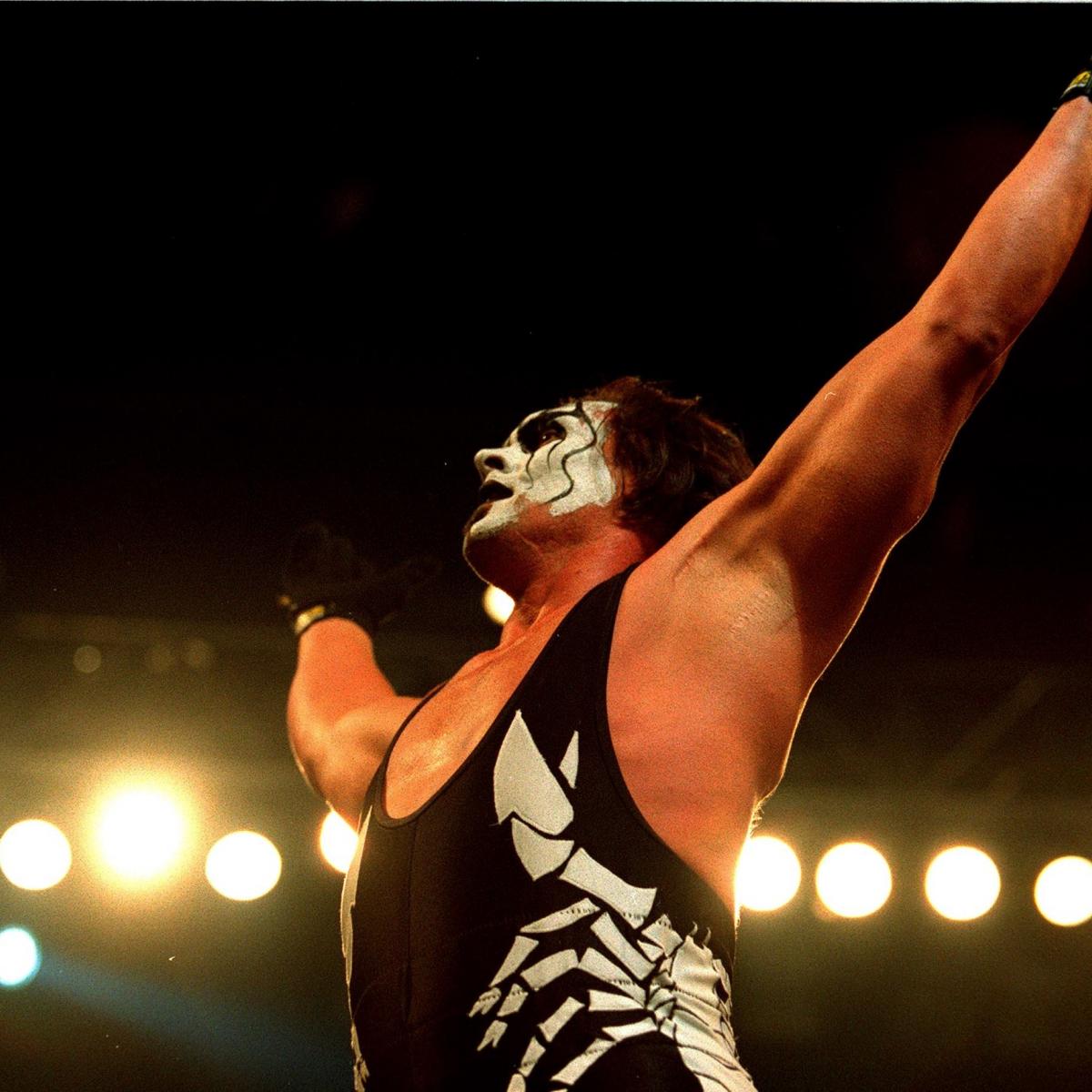 Sting's Theatrics Are a Welcome Change in WWE's Reality Era