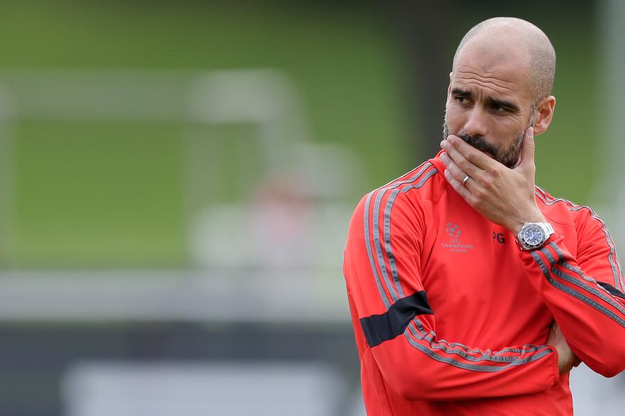Why Pep Guardiola Is Under Most Pressure For Bayern Munich Following Hsv Game Bleacher Report Latest News Videos And Highlights