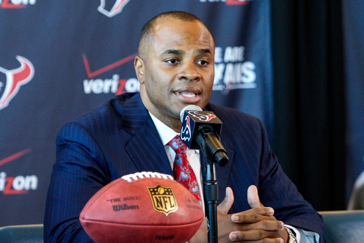 Top 10 NFL Free Agents Houston Texans Must Sign News, Scores