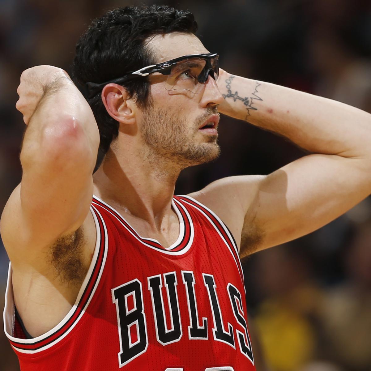 Modern NBA wimps need protective gear article by Yahoo shows a picture  of Kirk Hinrich and his protective eyewear, glasses he has to wear to not  lose his sight in case of