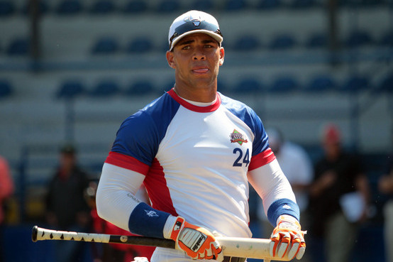 Yoan Moncada desperately needs a good manager to come in