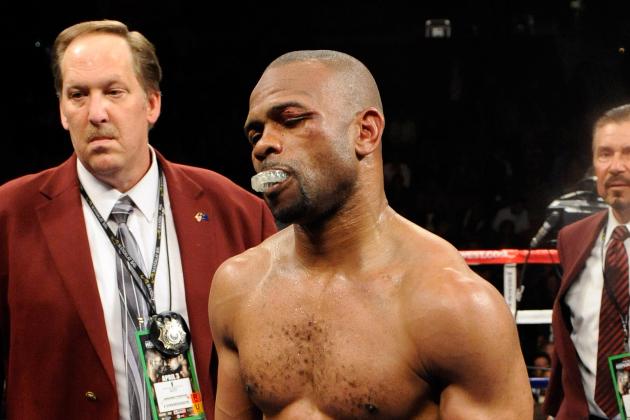 LAS VEGAS - APRIL 03:  Roy Jones Jr. walks to his corner after his light heavyweight bout againt Bernard Hopkins at the Mandalay Bay Events Center April 3, 2010 in Las Vegas, Nevada. Hopkins won by unanimous decision.  (Photo by Ethan Miller/Getty Images)
