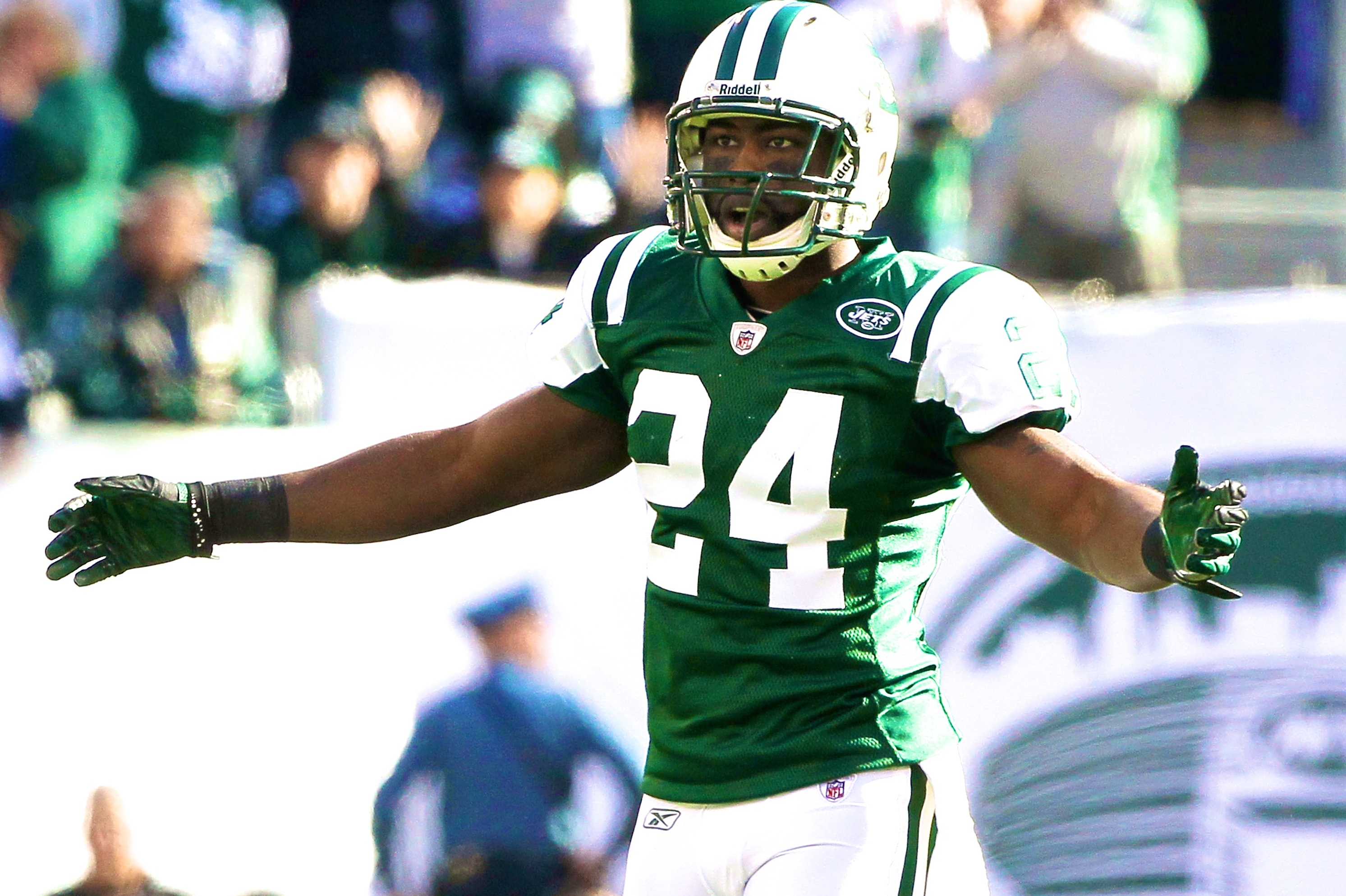 Darrelle Revis's Message to Jets Fans: 'New York, I'm Coming Home