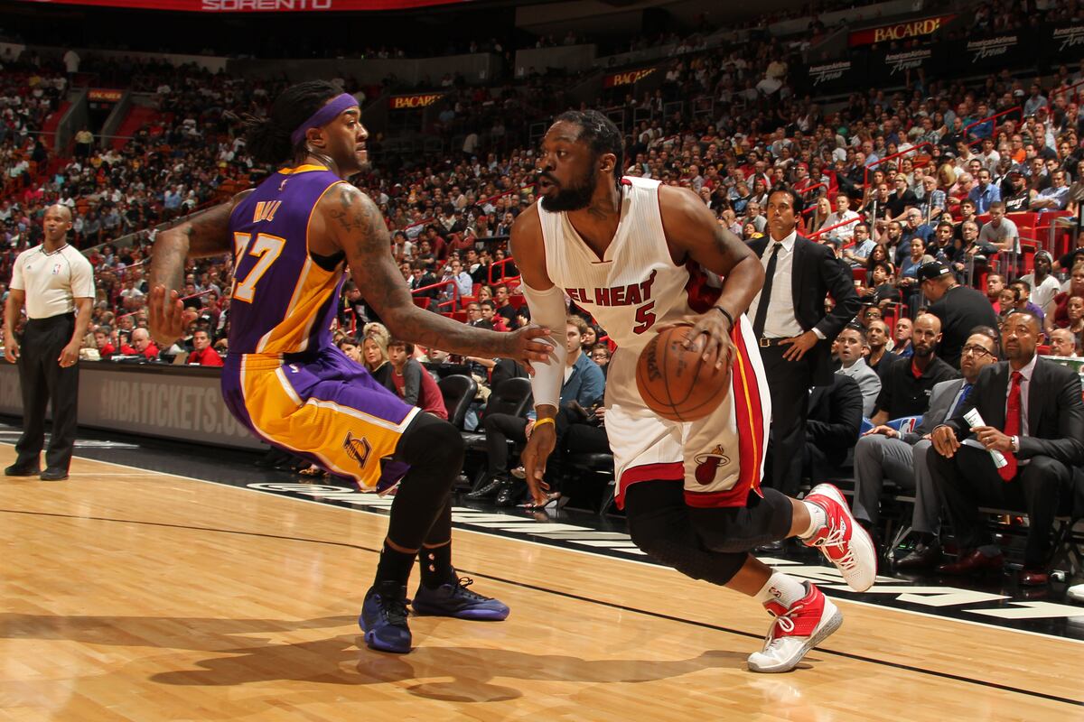 Henry Walker Signs with Heat Through End of Season News, Scores