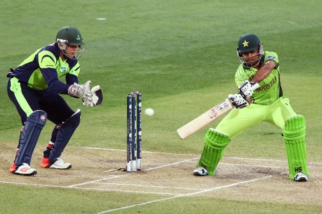 ADELAIDE, AUSTRALIA - MARCH 15: Sarfaraz Ahmed of Pakistan bats in front of Gary Wilson of Ireland during the 2015 ICC Cricket World Cup match between Pakistan and Ireland at Adelaide Oval on March 15, 2015 in Adelaide, Australia.  (Photo by Morne de Klerk/Getty Images)