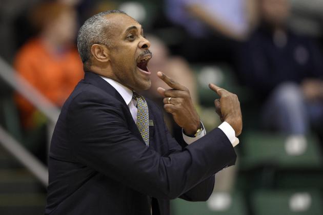 George Mason head coach Paul Hewitt gestures during the first half of an NCAA college basketball game against Virginia Commonwealth, Wednesday, Feb. 4, 2015, in Fairfax, Va. Virginia Commonwealth won 72-60. (AP Photo/Nick Wass)