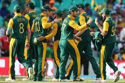 Sri Lanka earns its first win at Cricket World Cup. South Africa reaches  399-7 against England, National Sports