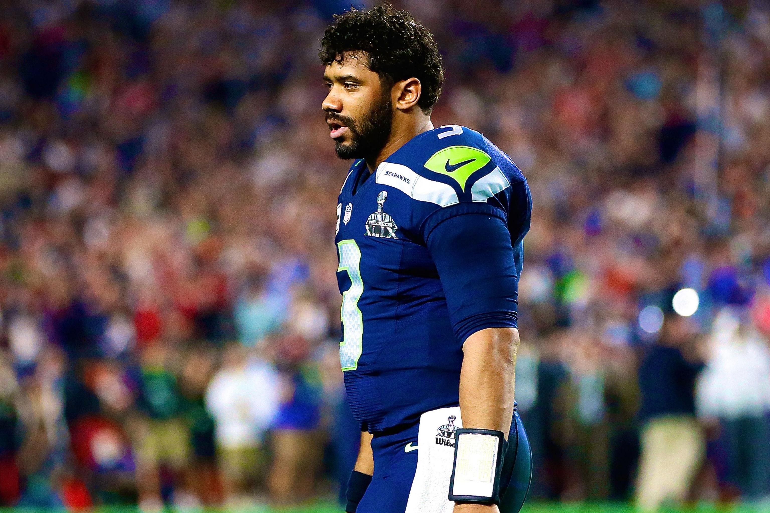 National media react to Russell Wilson's poor start with Broncos: 'He's  fallen off a cliff'