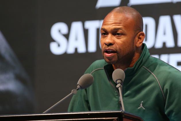 MACAU - NOVEMBER 19:  Roy Jones Jr  speaks to media during the Chris Algieri v Manny Pacquiao Press Conference at The Venetian on November 19, 2014 in Macau, Macau.  (Photo by Chris Hyde/Getty Images)