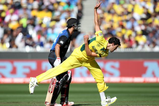 Australia's Mitchell Starc bowls during the Cricket World Cup final against New Zealand in Melbourne, Australia, Sunday, March 29, 2015. (AP Photo/Rick Rycroft)
