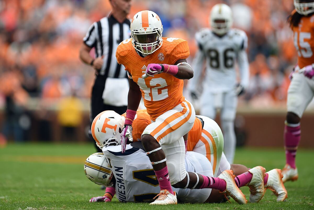 Tennessee Football Volunteers Poised for a Bounceback Year in 2015