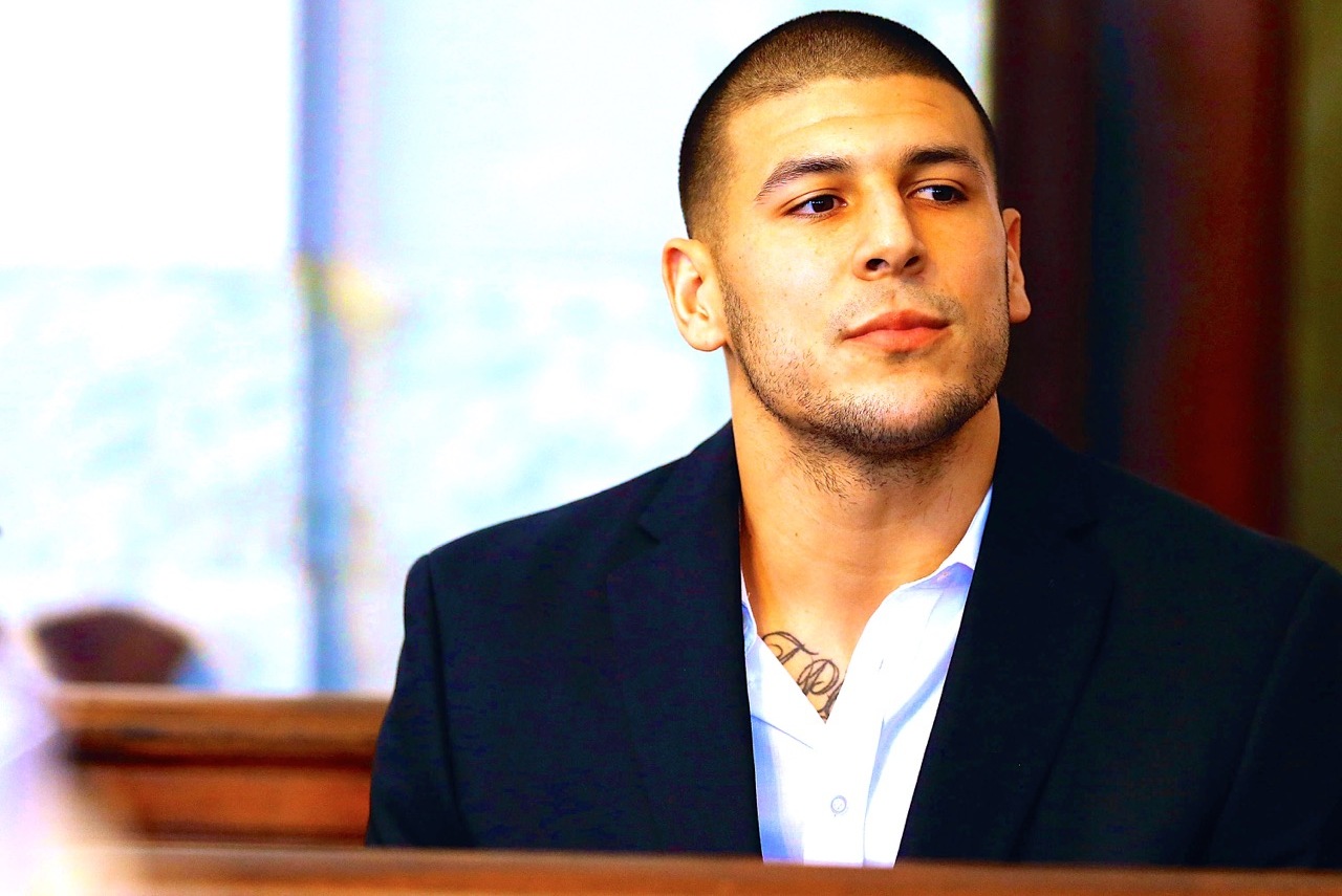 Pin on EX-PATRIOT: Aaron Hernandez (TE)