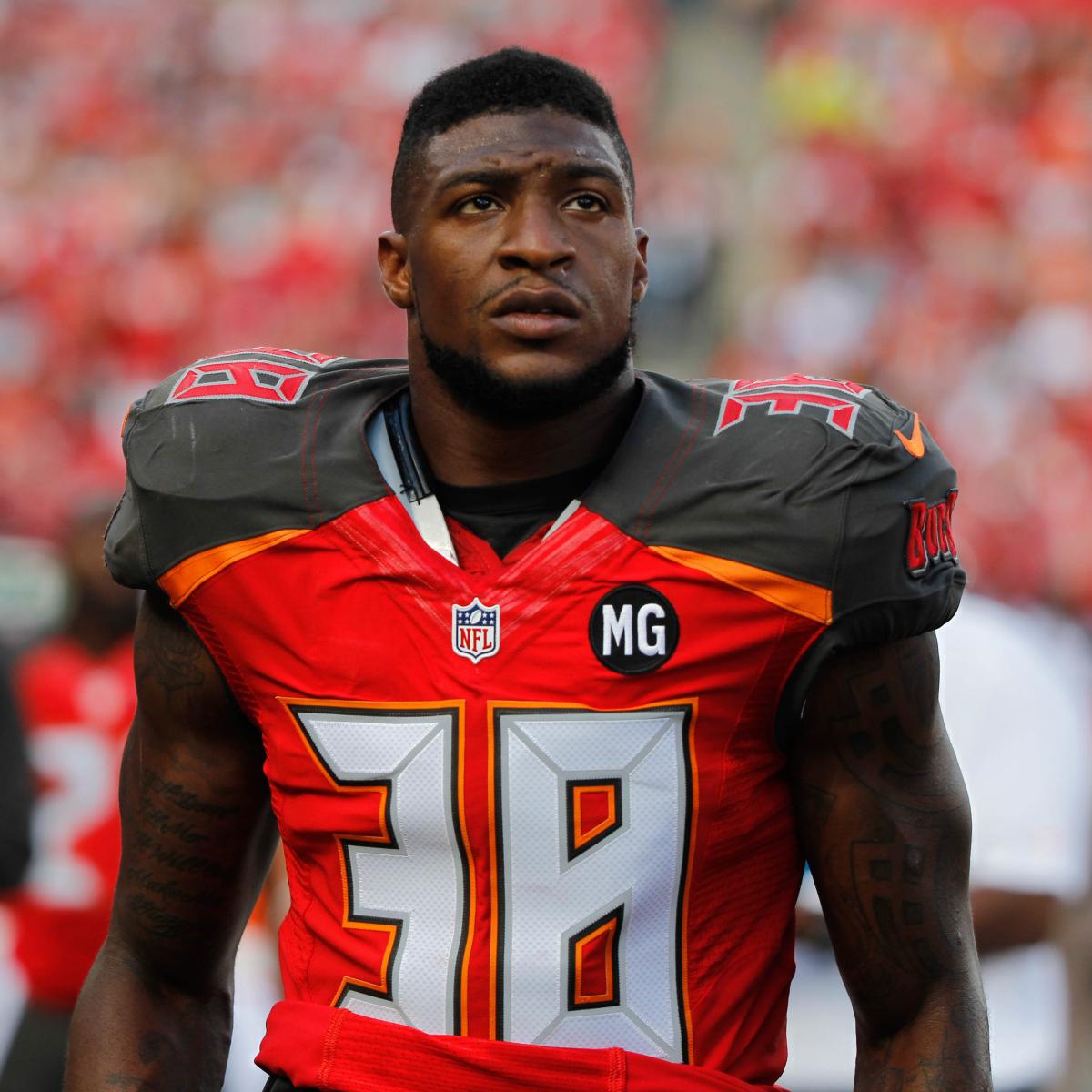 Dashon Goldson Trade Further Highlights Bust Free-Agent Class of 2013 ...