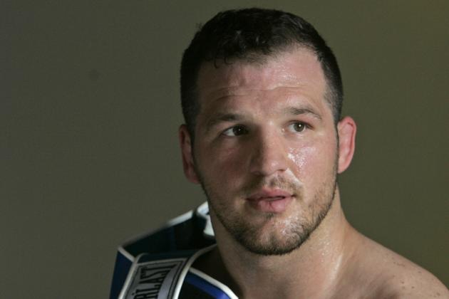 ** ADVANCE FOR  WEEKEND MAY 2-4 ** Ultimate Fighting Championship fighter Matt Hamill poses in New Hartford, N.Y., Wednesday, April 23, 2008.  While New York is a top UFC pay per view and TV market, Madison Square Garden remains off-limits for the sport so far. The state Assembly last year approved legislation that would legalize and regulate mixed martial arts, which Forbes magazine recently labeled
