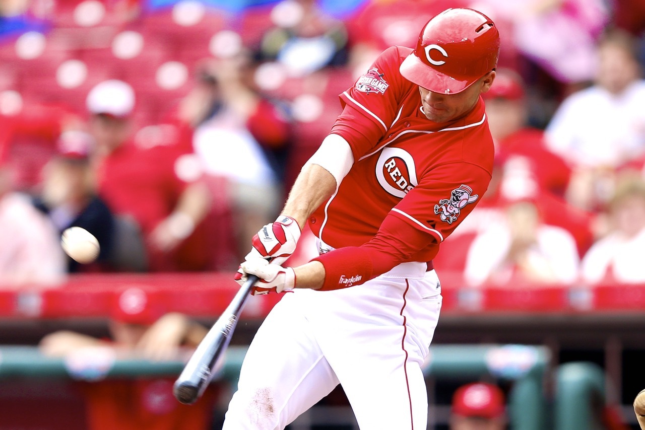 Joey Votto homers, has 3 RBIs in return as Reds win 9th straight - ESPN