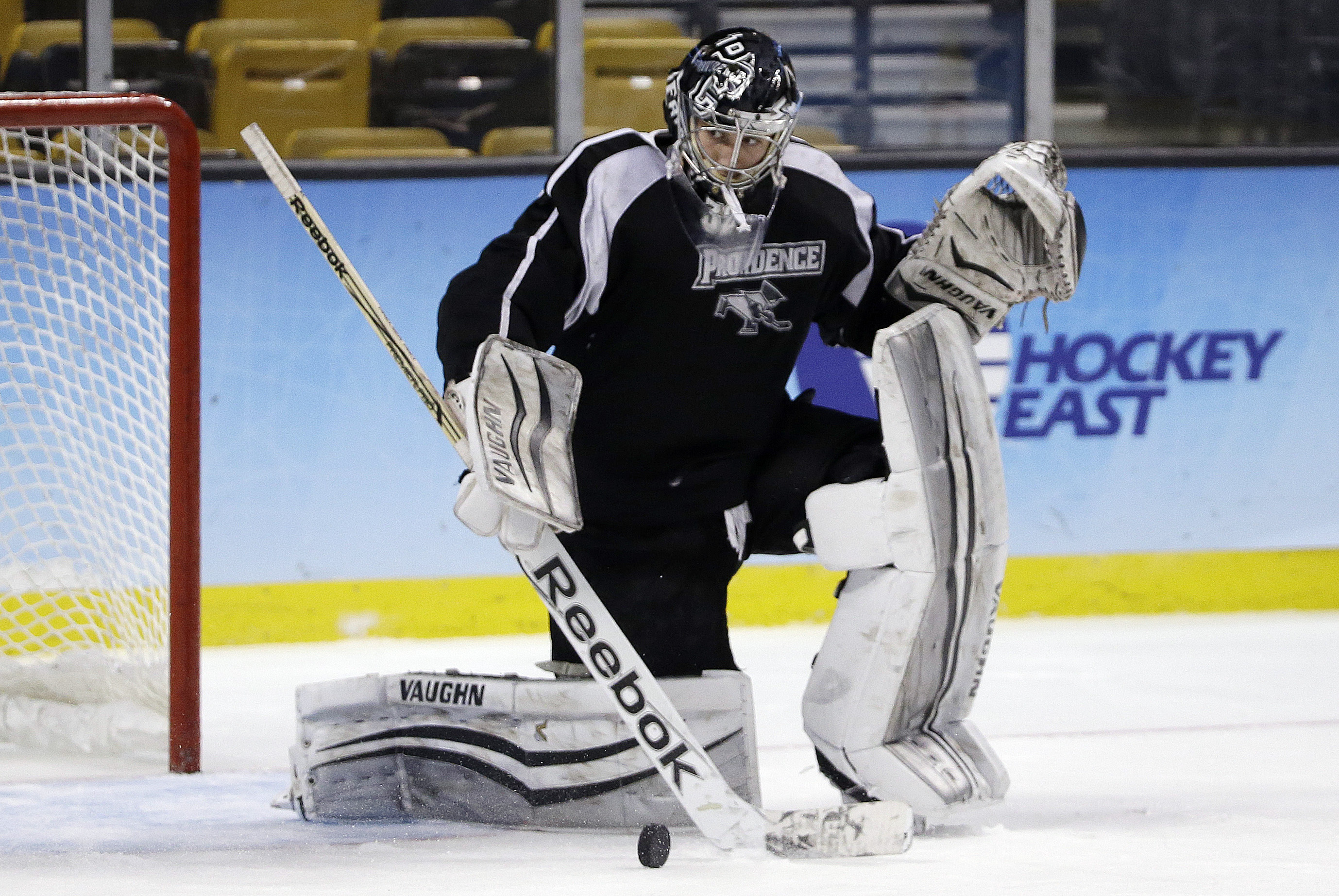 NCAA Hockey 2015: Top Players to Watch in Boston University vs ...