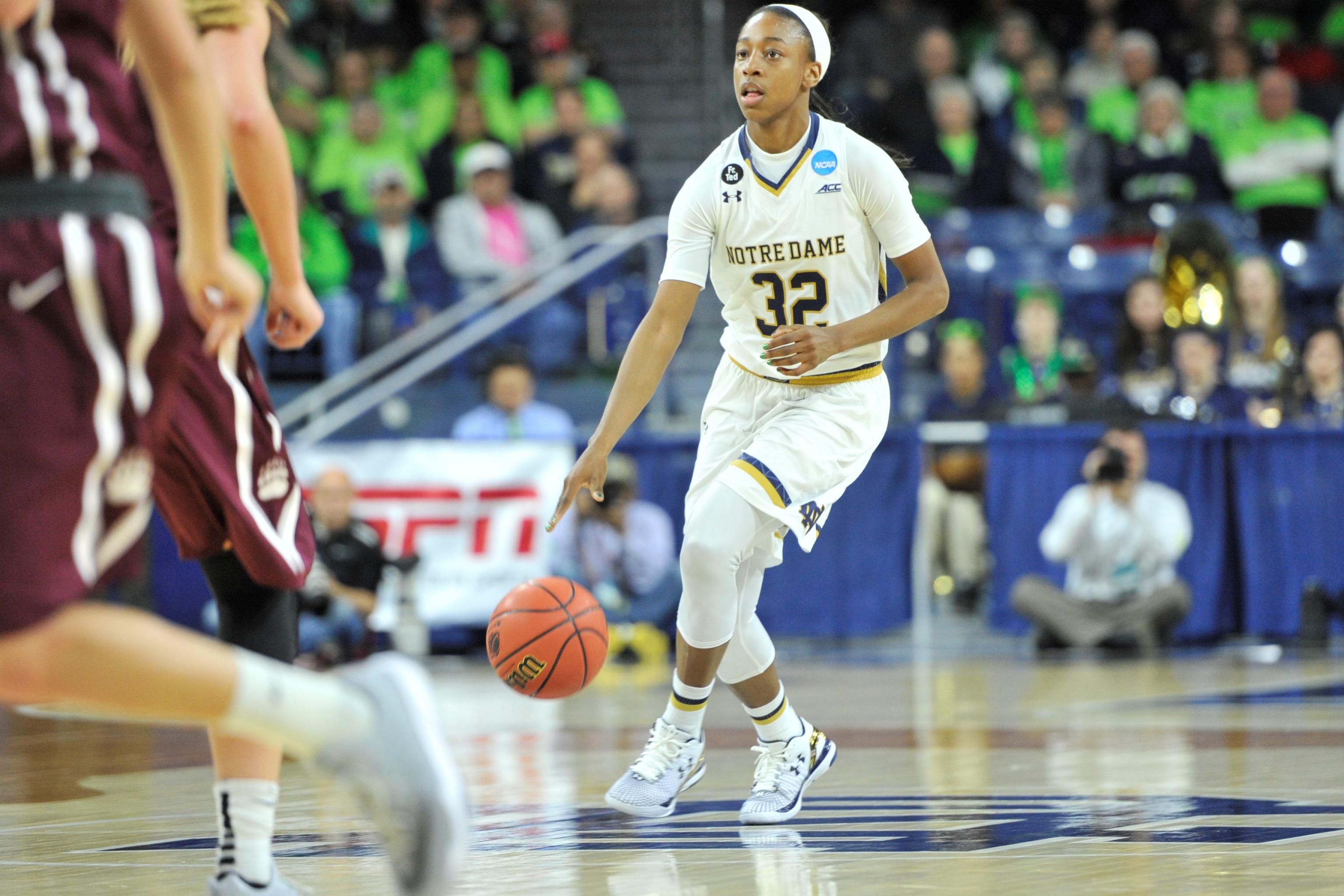 To even get consideration from free agent-to-be Jewell Loyd, Sky