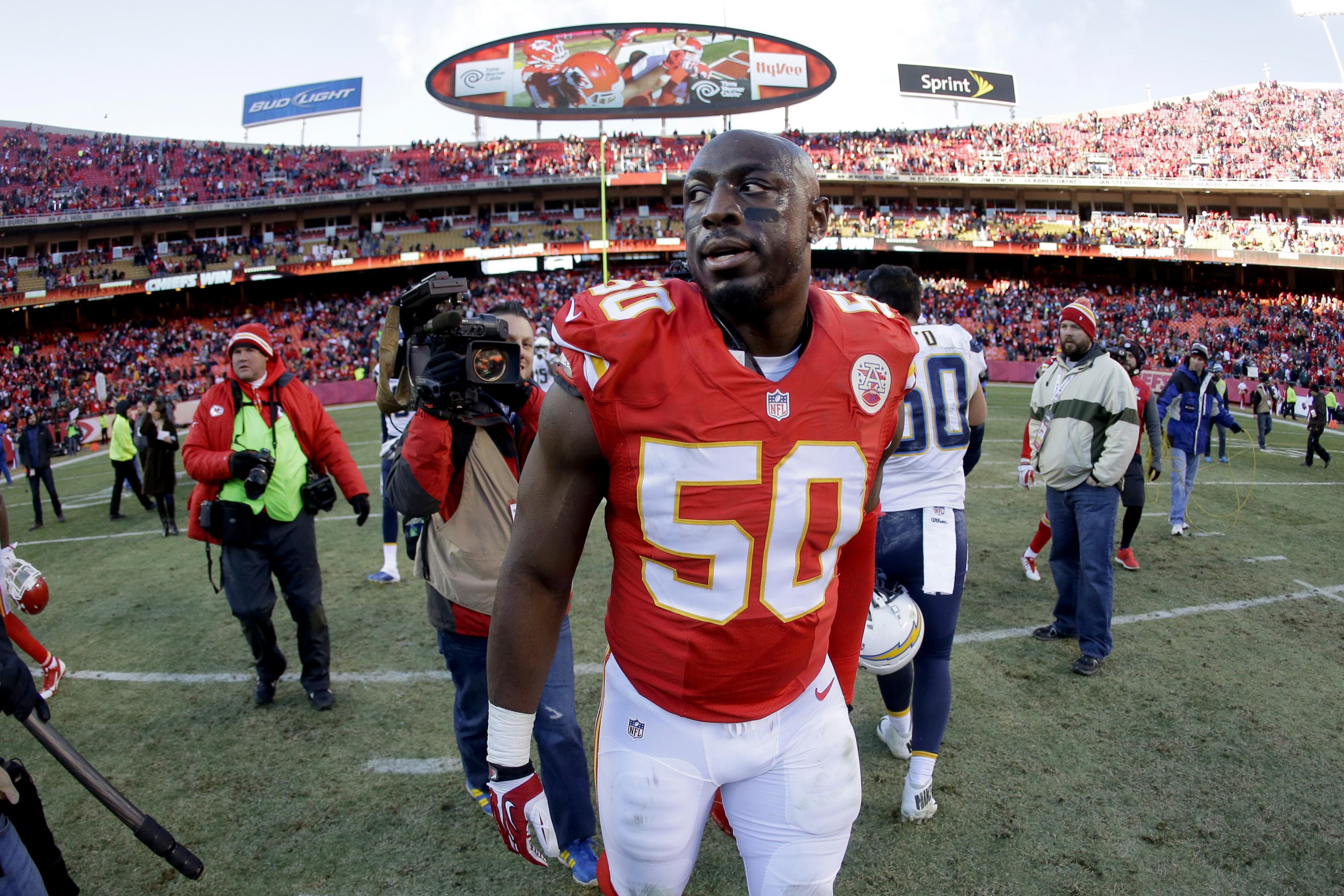 Chiefs Discussing Justin Houston Trade