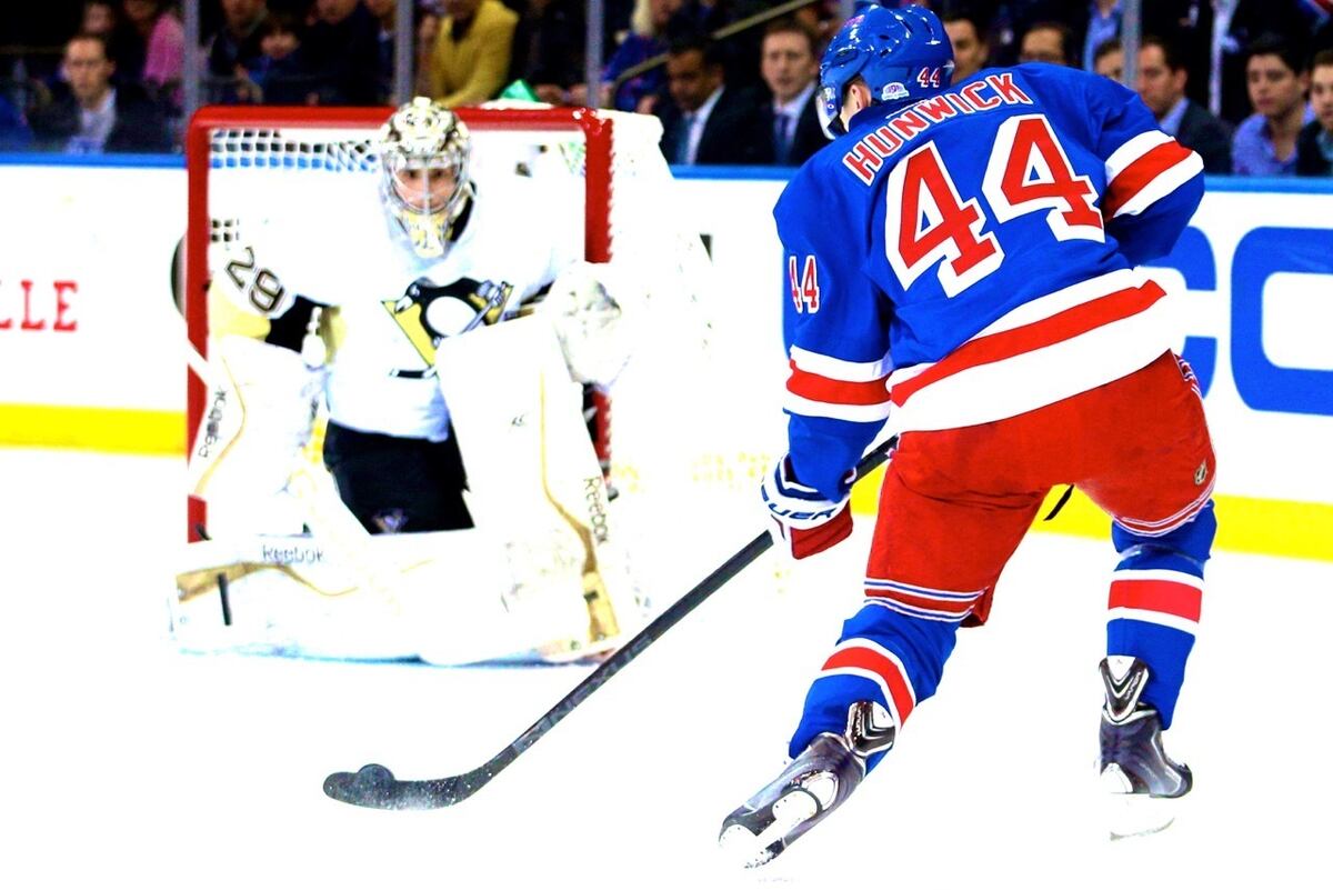 Penguins vs. Rangers: Game 1 Score and Twitter Reaction from 2015 NHL