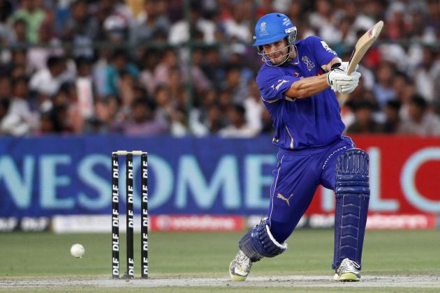Rajasthan Royals' Shane Watson bats during an Indian Premier League (IPL) cricket match between Rajasthan Royals and Mumbai Indians in Jaipur, India, Friday, April 29, 2011. (AP Photo/Gurinder Osan)