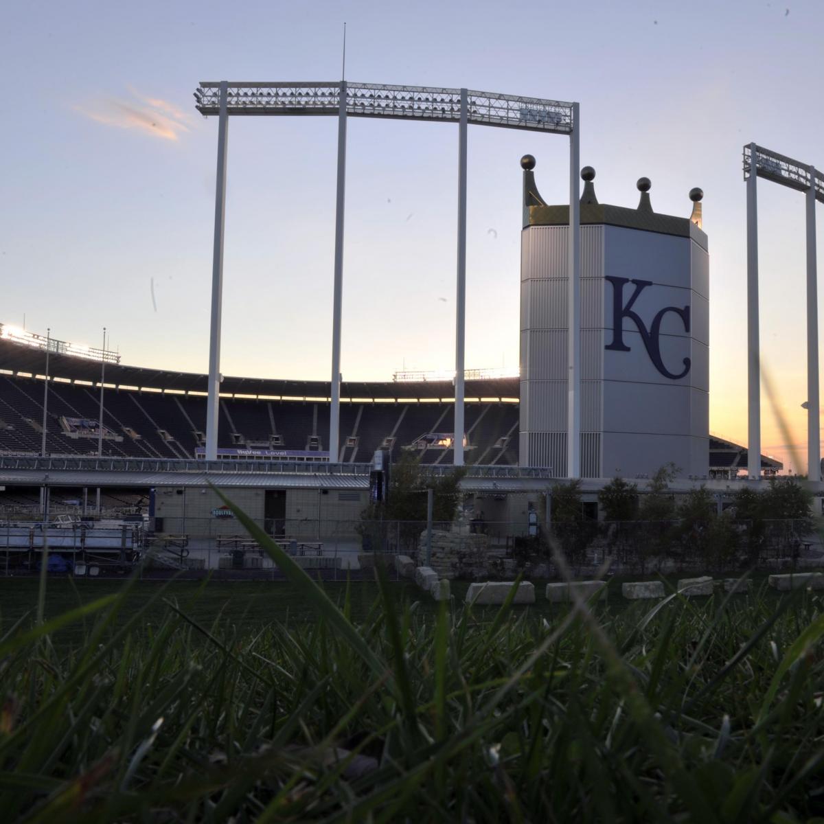 Royals Fans Complain About Hot Dog Quality at Kauffman Stadium's Buck