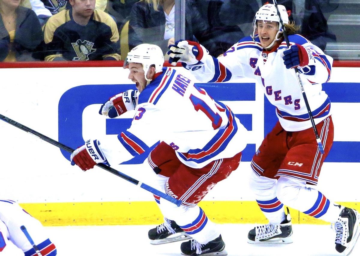Rangers vs. Penguins Game 4 Score and Twitter Reaction from 2015 NHL