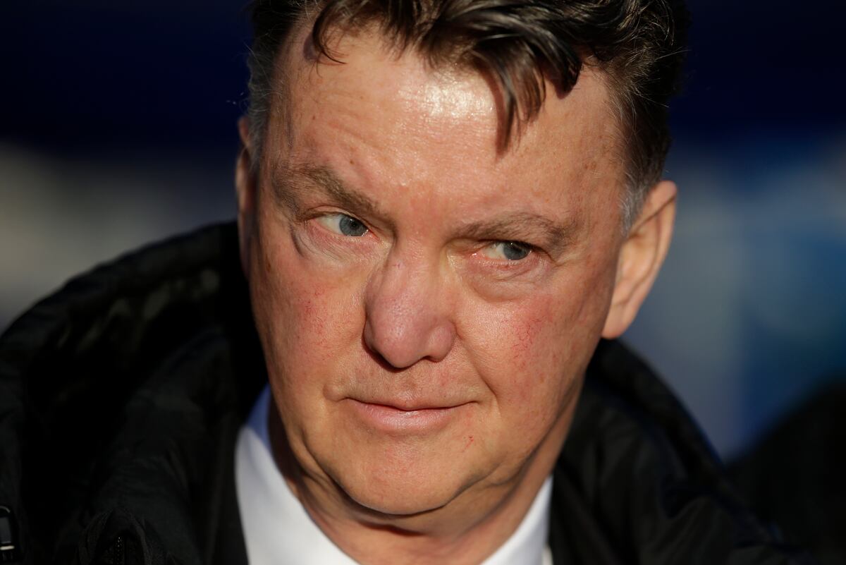 Louis van Gaal Slammed for 'Arrogant' BBC Interview in ...