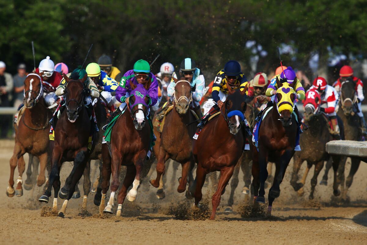 Kentucky Derby 2015 Post Time: Start Time, Schedule and ...