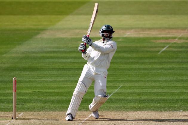 LONDON, ENGLAND - MAY 28:  Tamim Iqbal of Bangladesh hits a boundary during day two of the 1st npower Test between England and Bangladesh at Lords on May 28, 2010 in London, England.  (Photo by Richard Heathcote/Getty Images)
