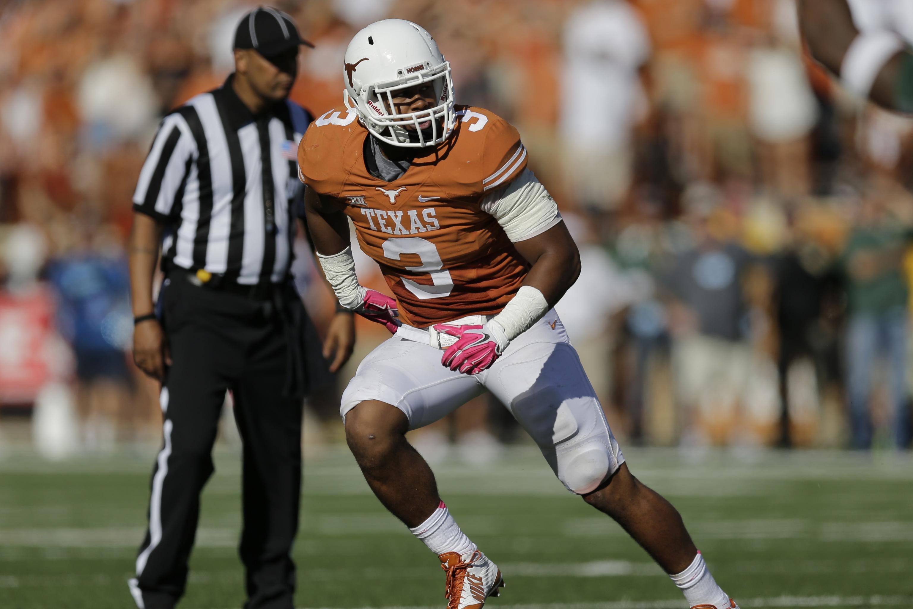 University of Texas Longhorns linebacker Jordan Hicks (3) against