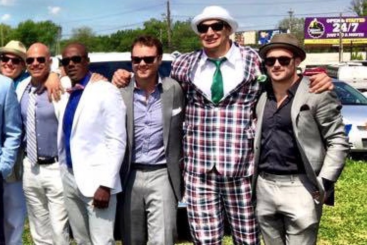 Breaking Down Tom Brady and Gronk's Kentucky Derby Outfit Misfires