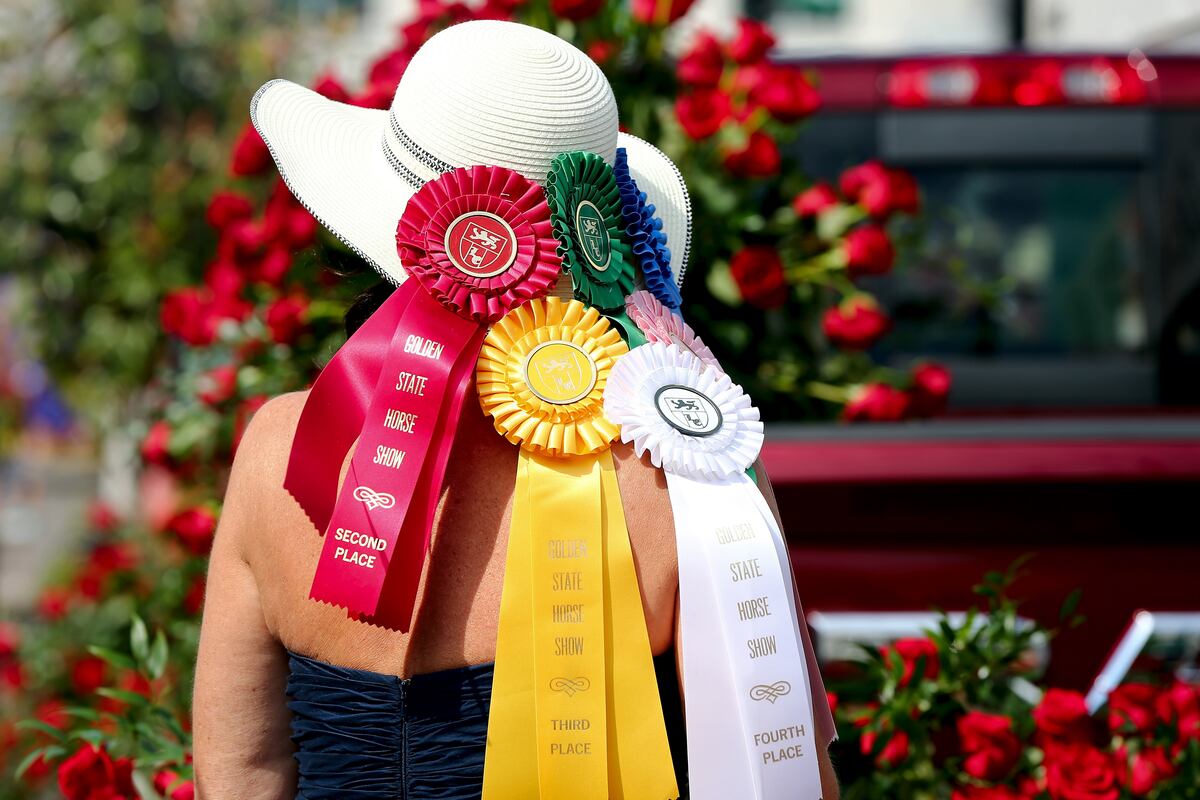 The Most Awesome and Absurd Kentucky Derby Hats of 2015 News, Scores