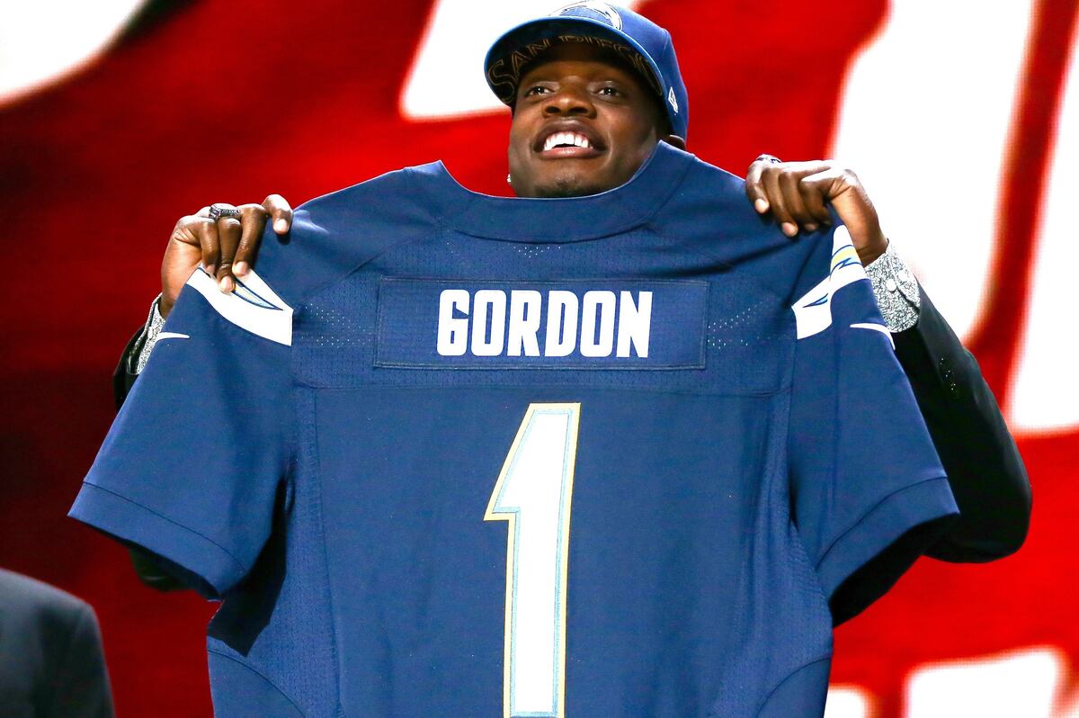 Expert Consensus NFL Rookie Award Predictions News, Scores