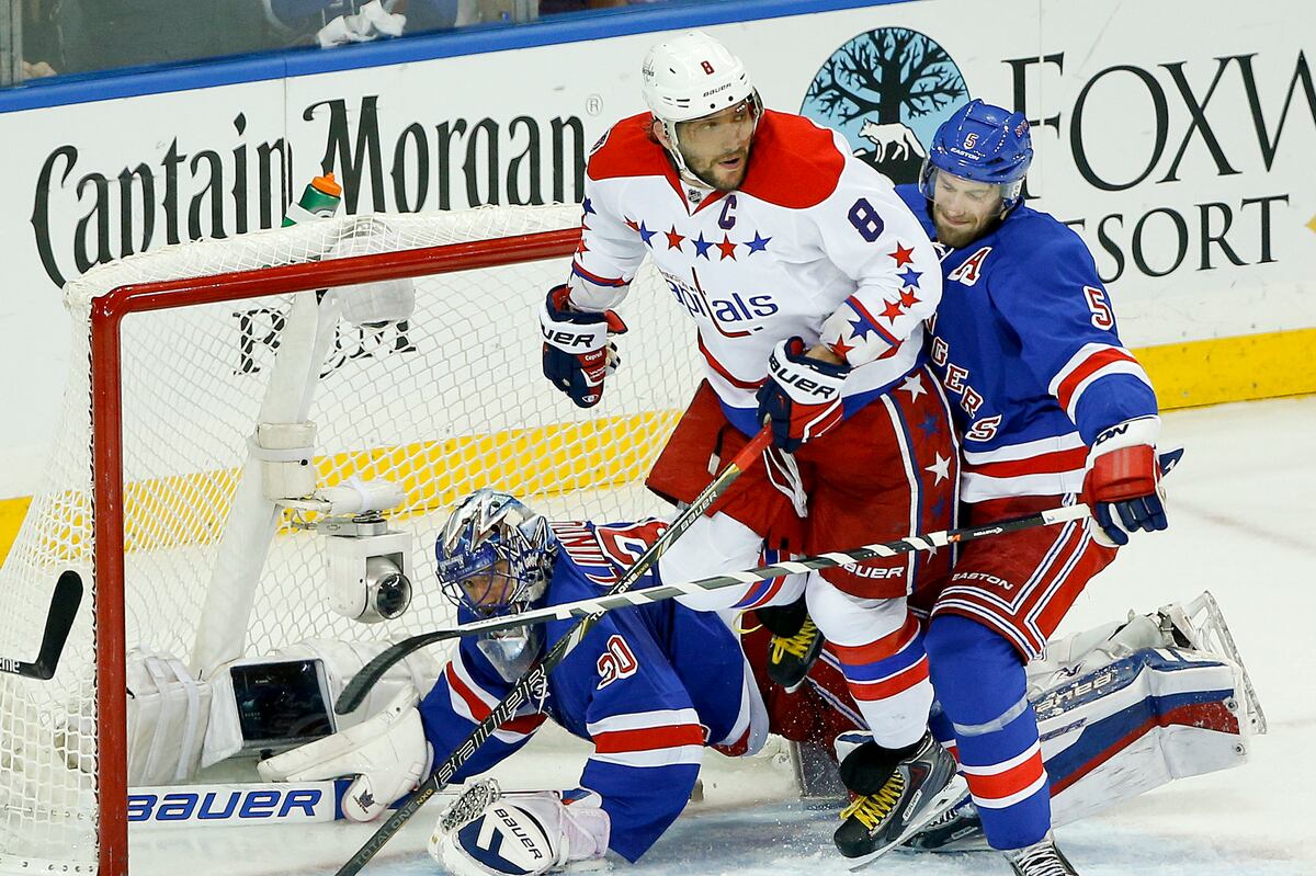 NHL Playoff Schedule 2015 TV Start Times, Live Stream Coverage and