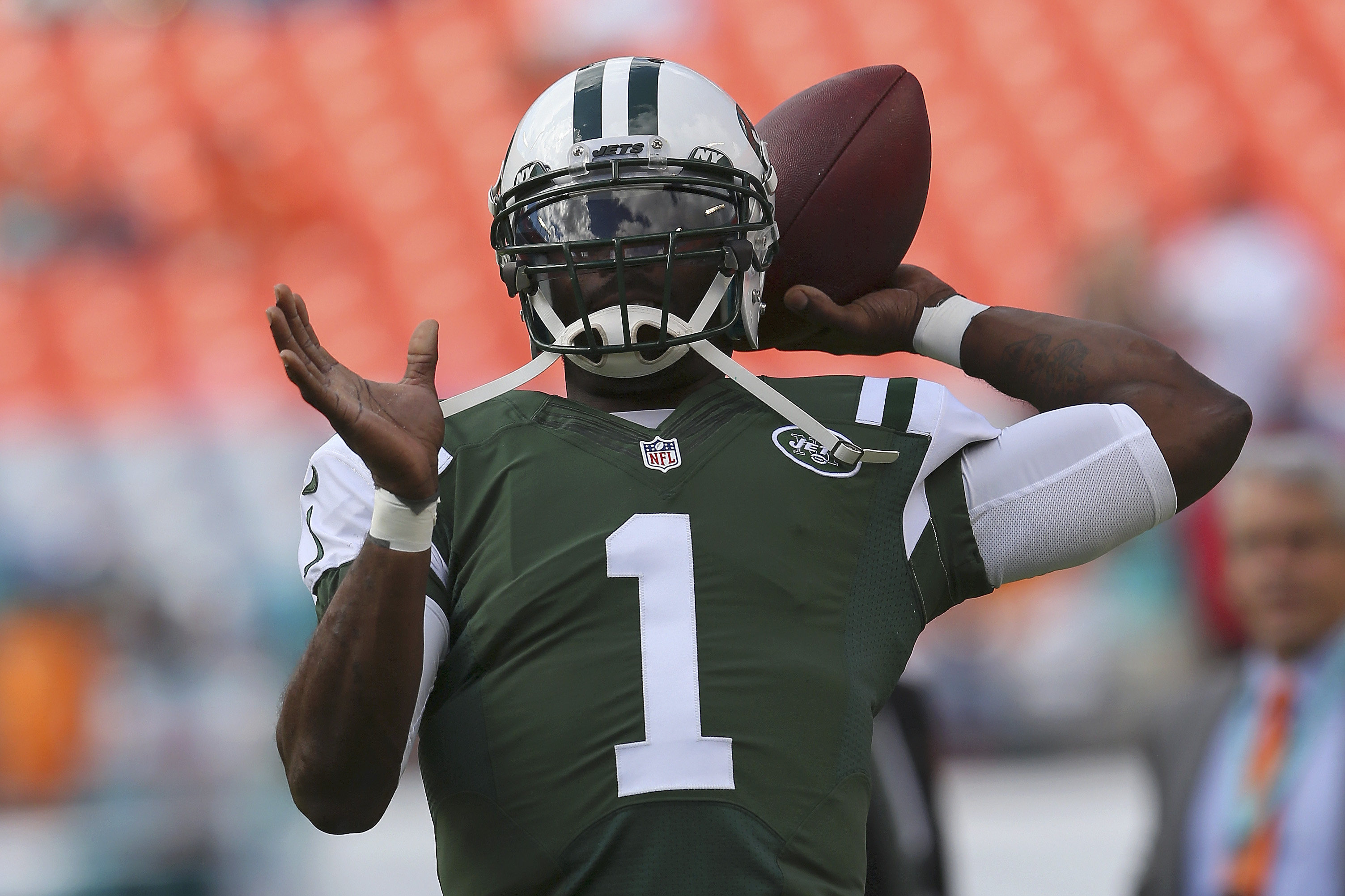 Former NFL QB Michael Vick Shoots Down FCF Rumors, Says He Will Stay  Retired, News, Scores, Highlights, Stats, and Rumors