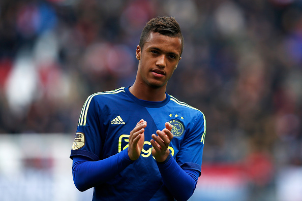 UTRECHT, NETHERLANDS - APRIL 05:  Richairo Zivkovic of Ajax applaudes the fans after the Dutch Eredivisie match between FC Utrecht and Ajax Amsterdam held at Stadion Galgenwaard on April 5, 2015 in Utrecht, Netherlands.  (Photo by Dean Mouhtaropoulos/Getty Images)