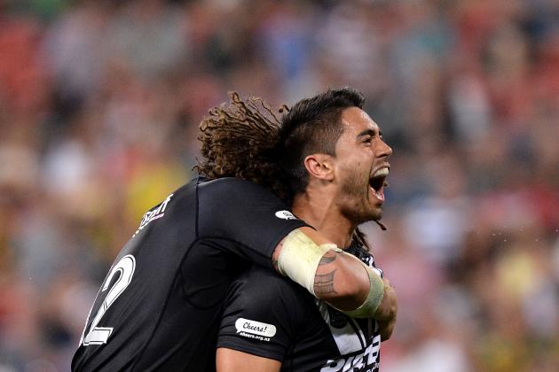 BRISBANE, AUSTRALIA - OCTOBER 25: Shaun Johnson of New Zealand celebrates scoring a try during the Four Nations Rugby League match between the Australian Kangaroos and New Zealand Kiwis at Suncorp Stadium on October 25, 2014 in Brisbane, Australia. (Photo by Bradley Kanaris/Getty Images)