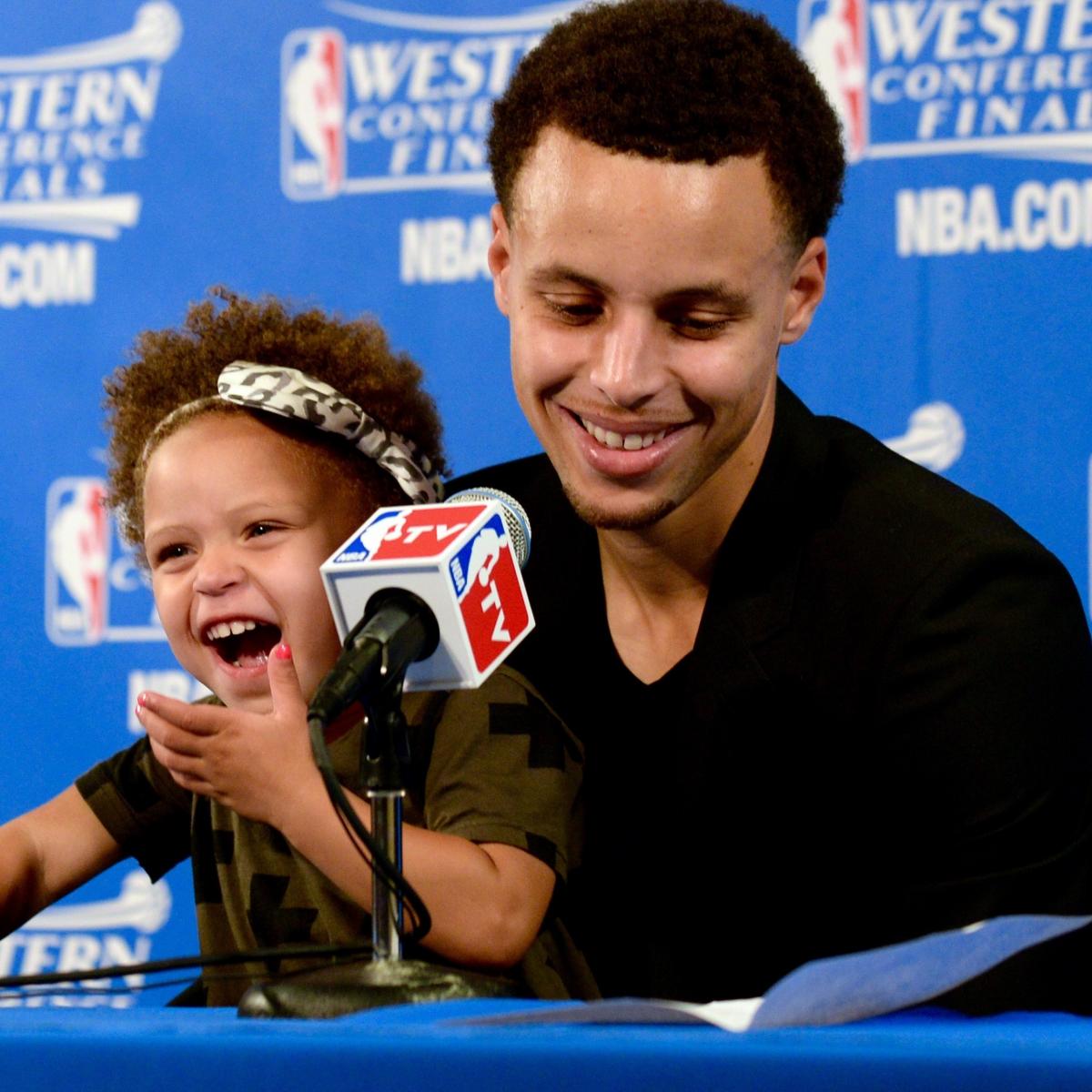 NBA Fans Are Shocked At How Fast Stephen Curry's Daughter Riley Curry Has  Grown Up: Seems Like Yesterday She Was A Baby At That Press Conference. -  Fadeaway World