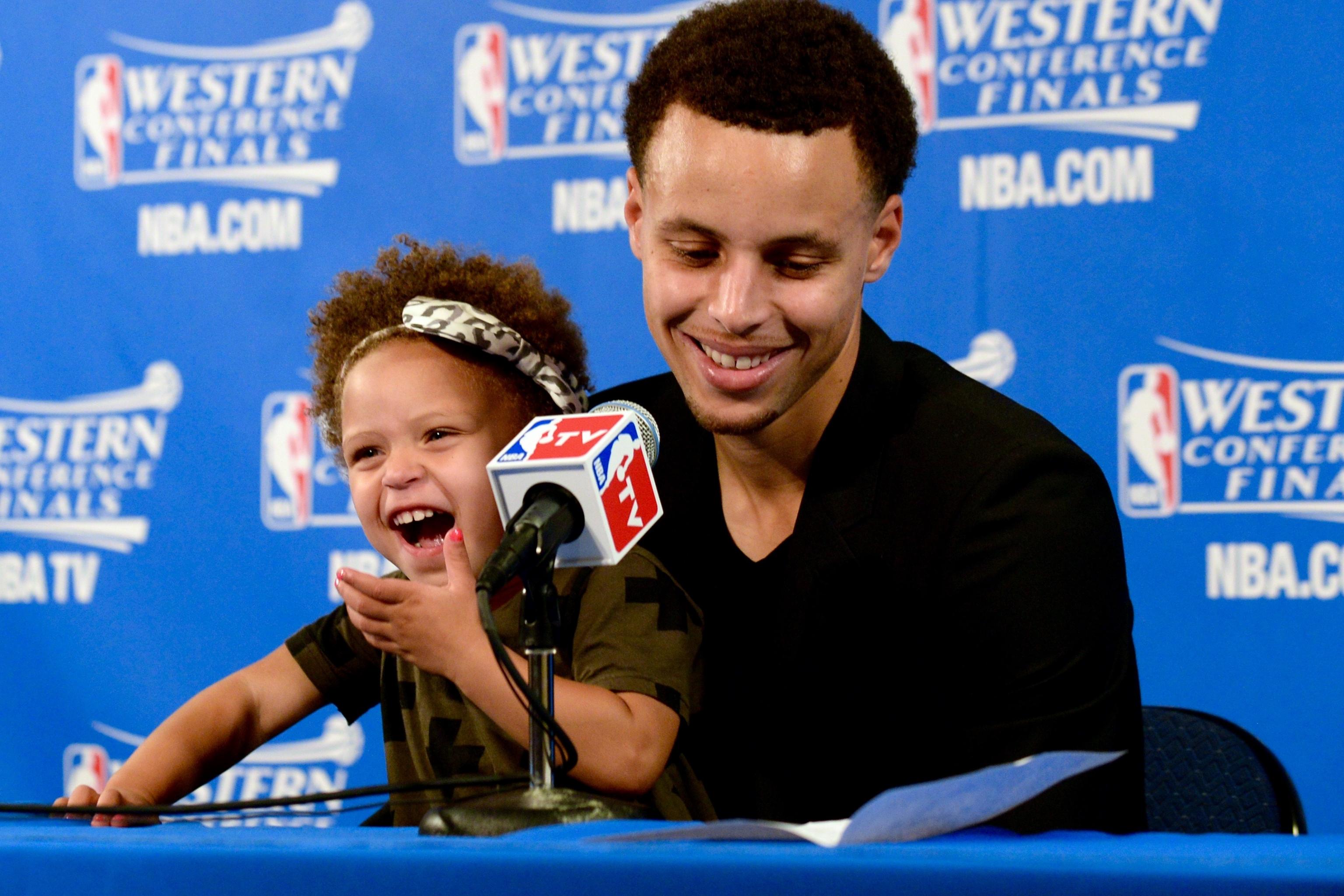 Stephen and Ayesha Curry's Daughter Riley Turns 10